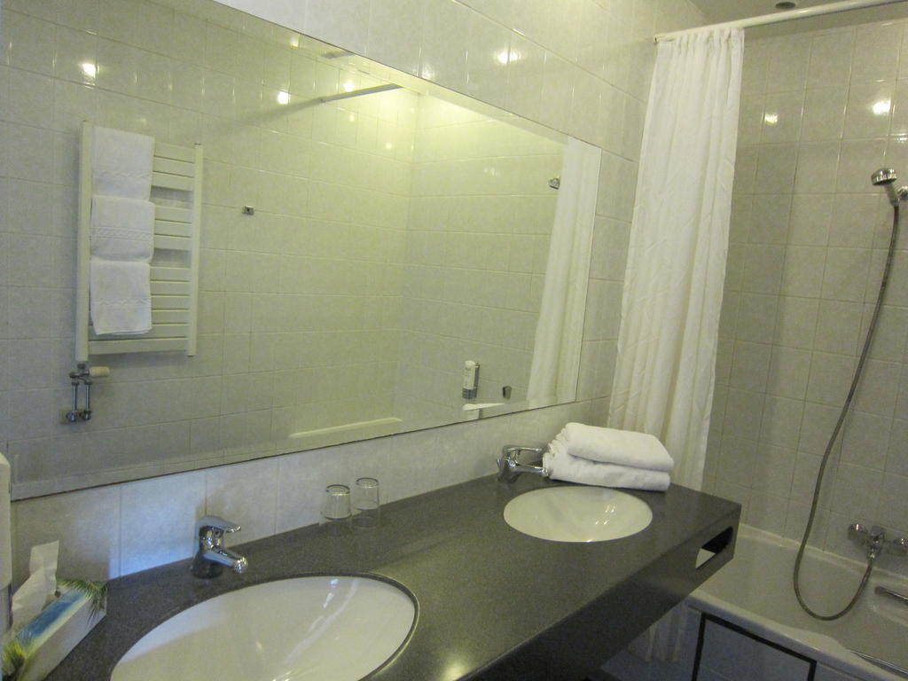 Hotel De Vrede Dixmuda Habitación foto